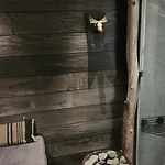 Secret Igloo Revontuli