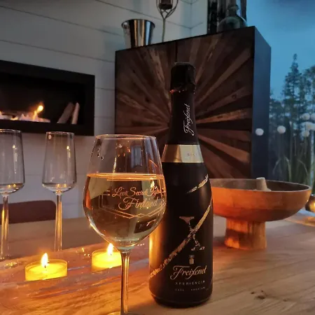 Secret Igloo Revontuli Шале *