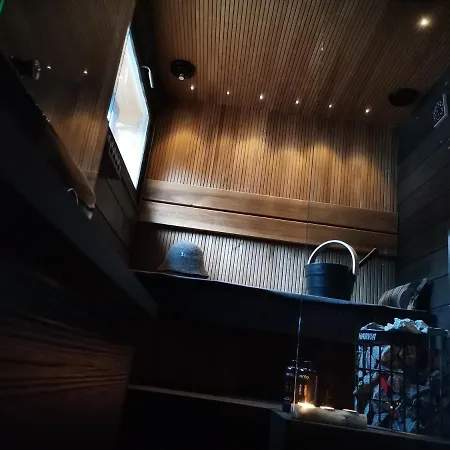 Secret Igloo Revontuli